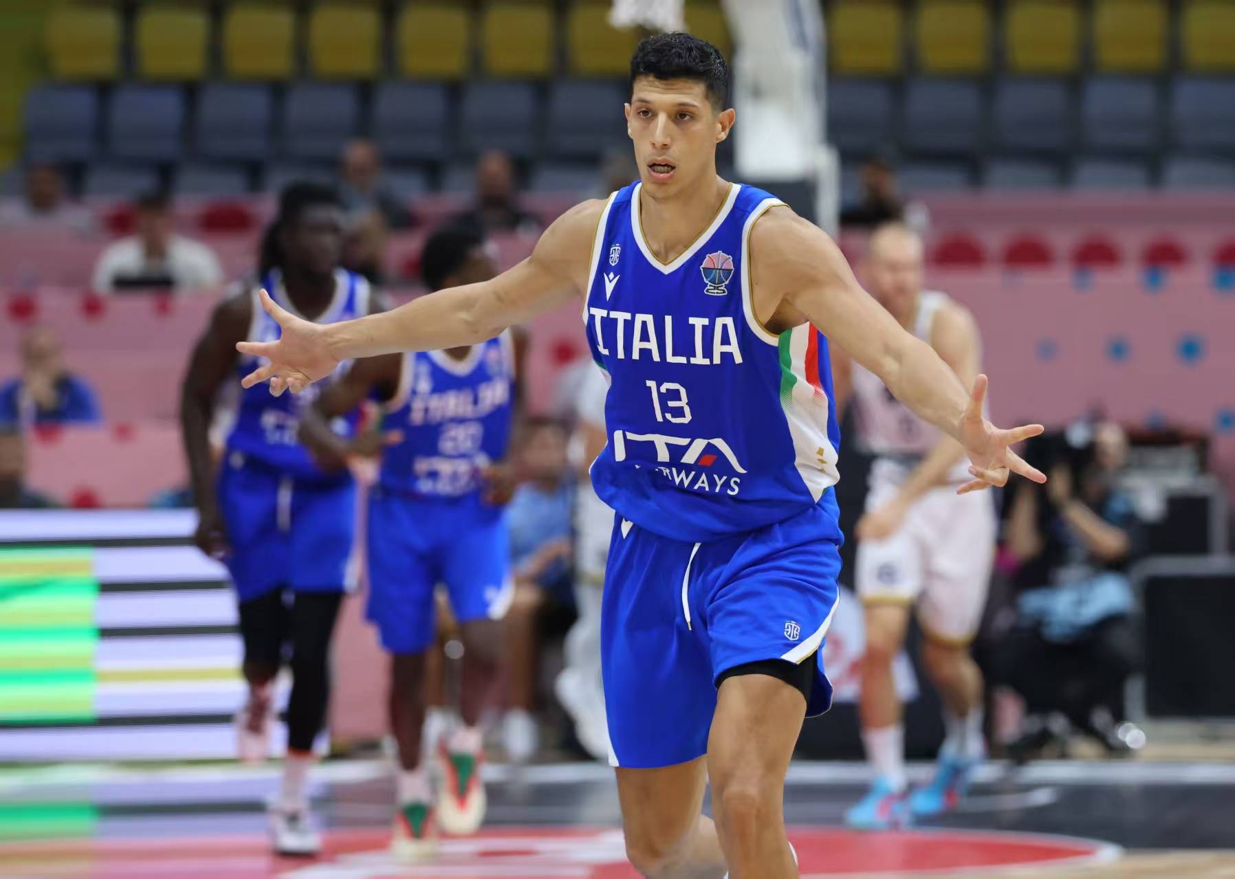 包含拉脱维亚球员发挥出色,实现欧锦赛强的词条 包含拉脱维亚球员发挥出色,实现欧锦赛强的词条